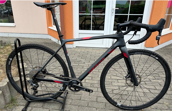 MISSION CX 8000 - BAZAR Rám vyměněn - CF3 5000 - velikost M