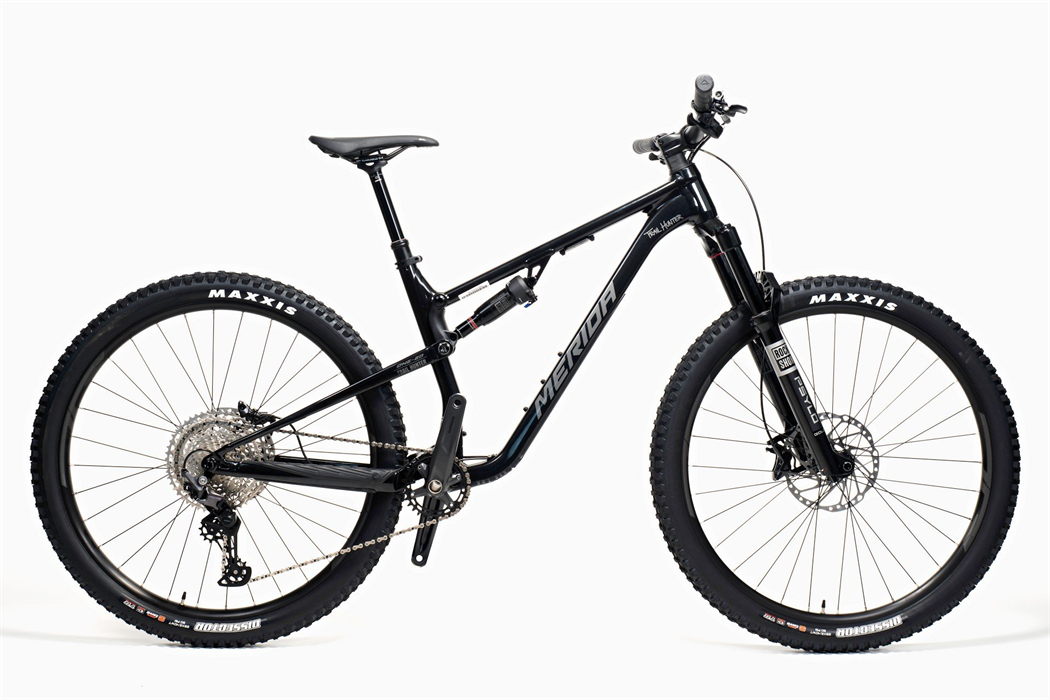 ONE-TWENTY TRAIL HUNTER EDITION-CZ Glossy Black(Silver)