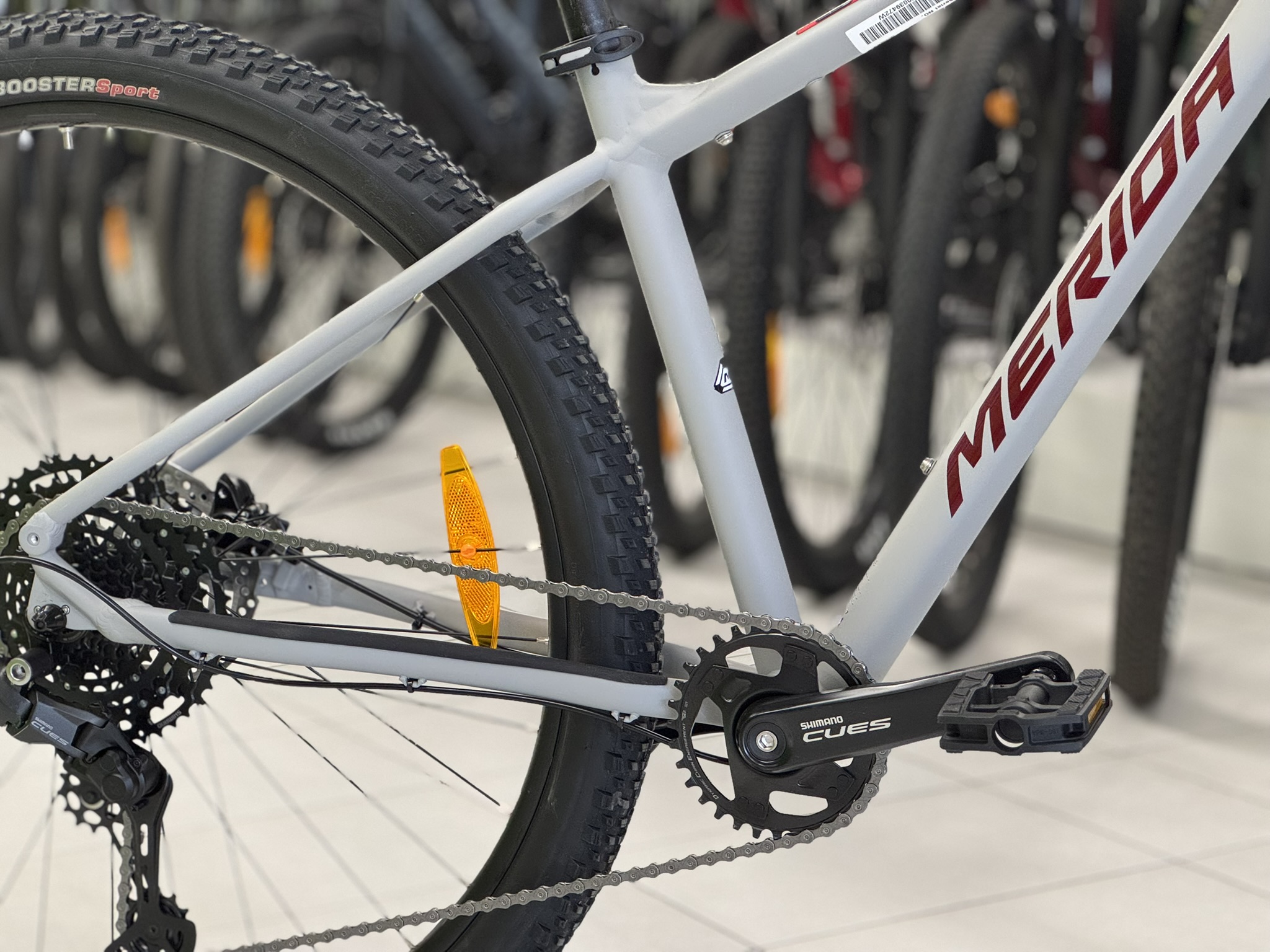 Detail hlavové trubky