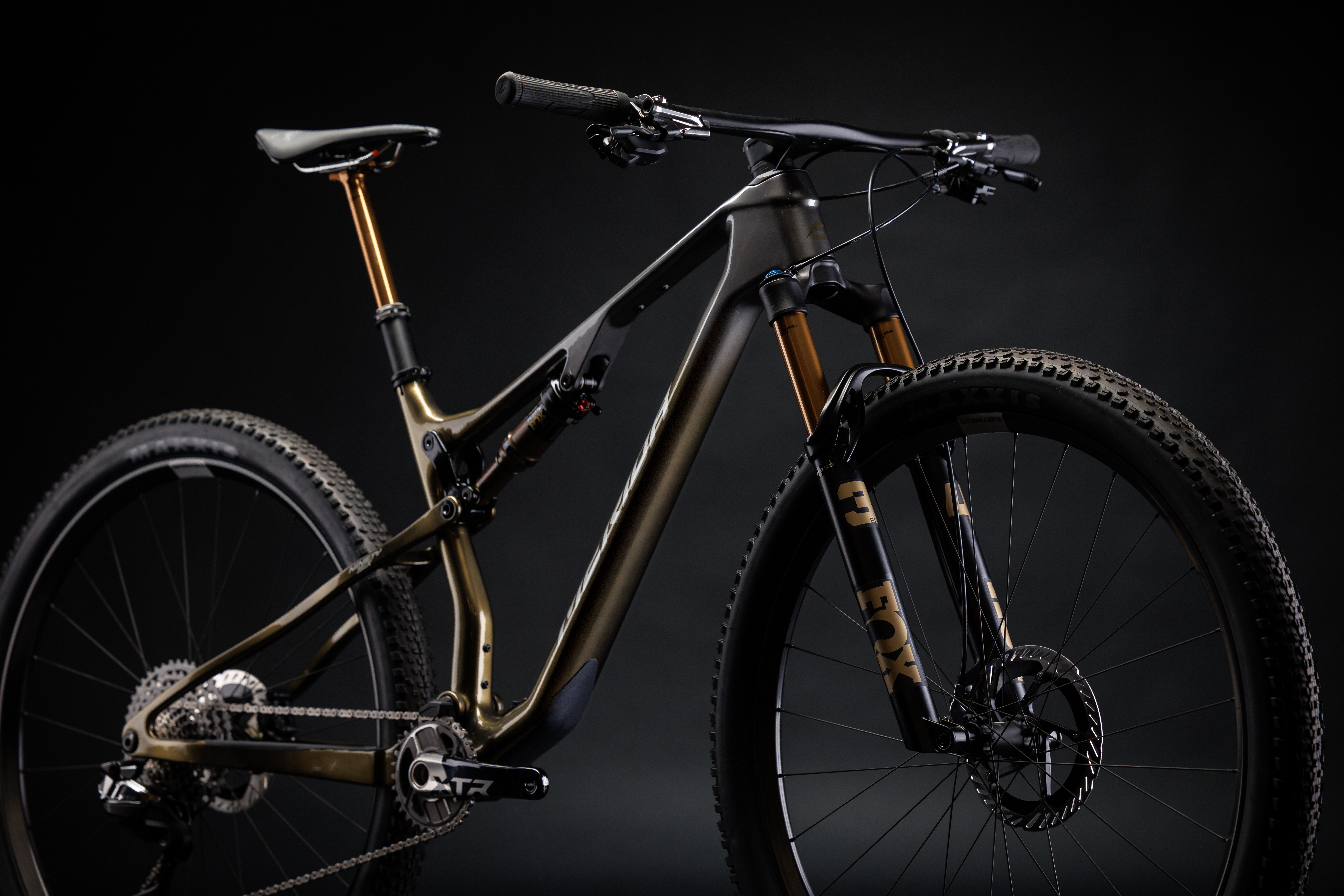 Detail hlavové trubky