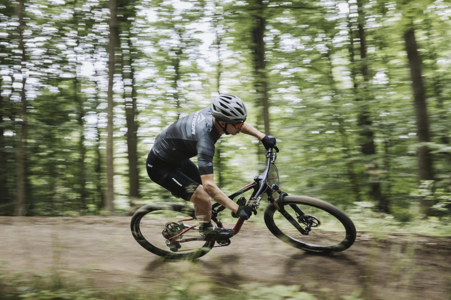 Detail hlavové trubky