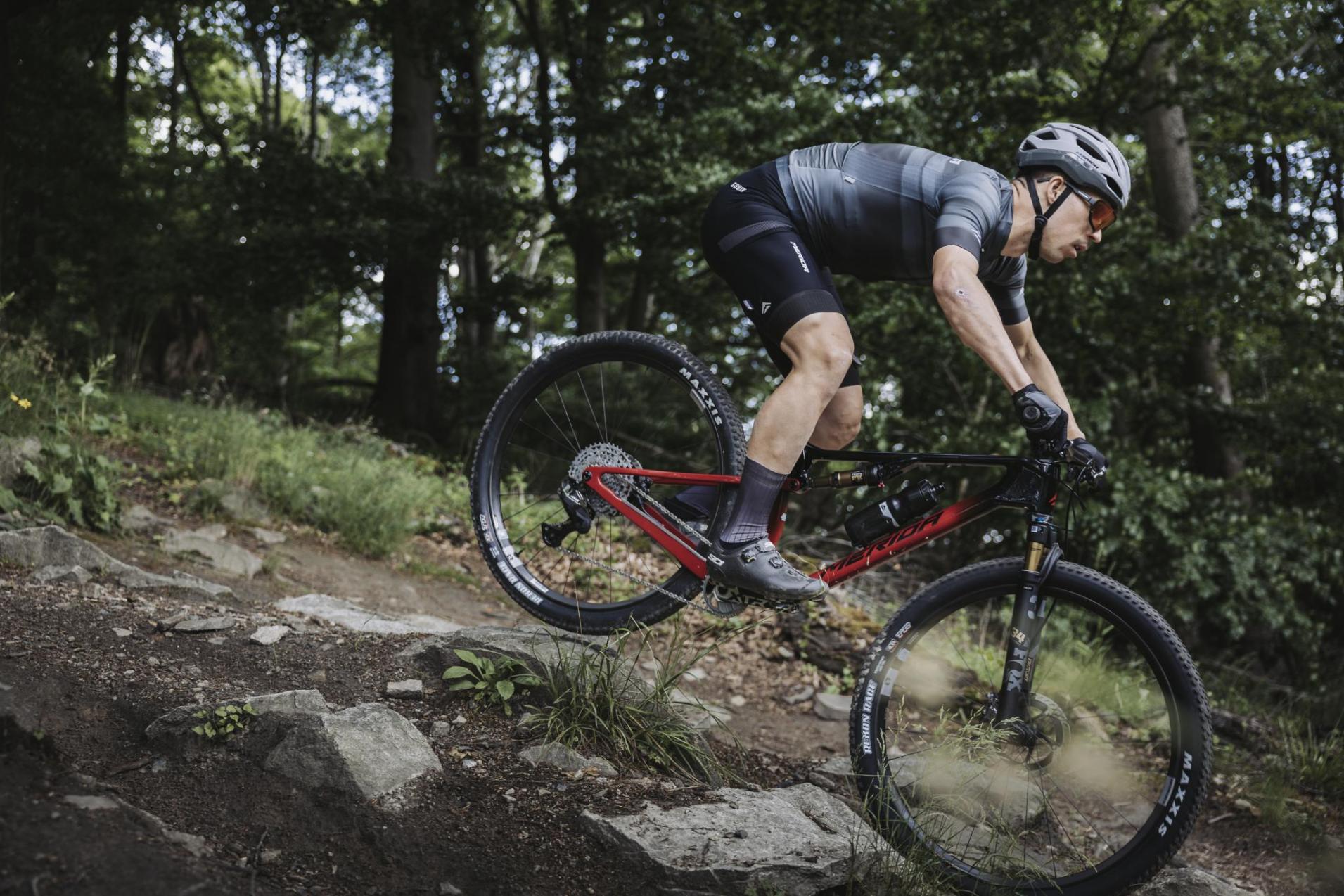 Boční pohled rámu