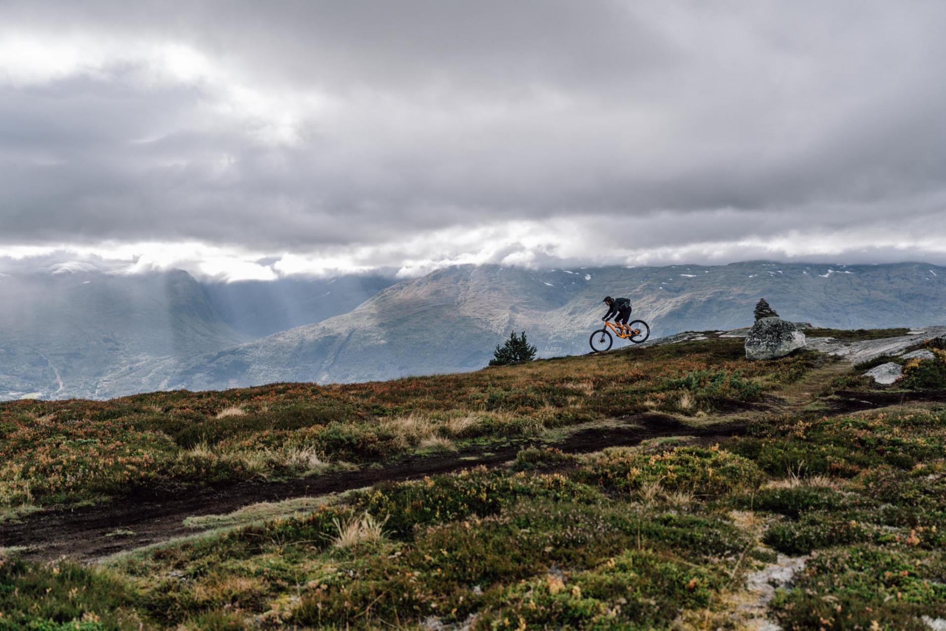 Detail hlavové trubky