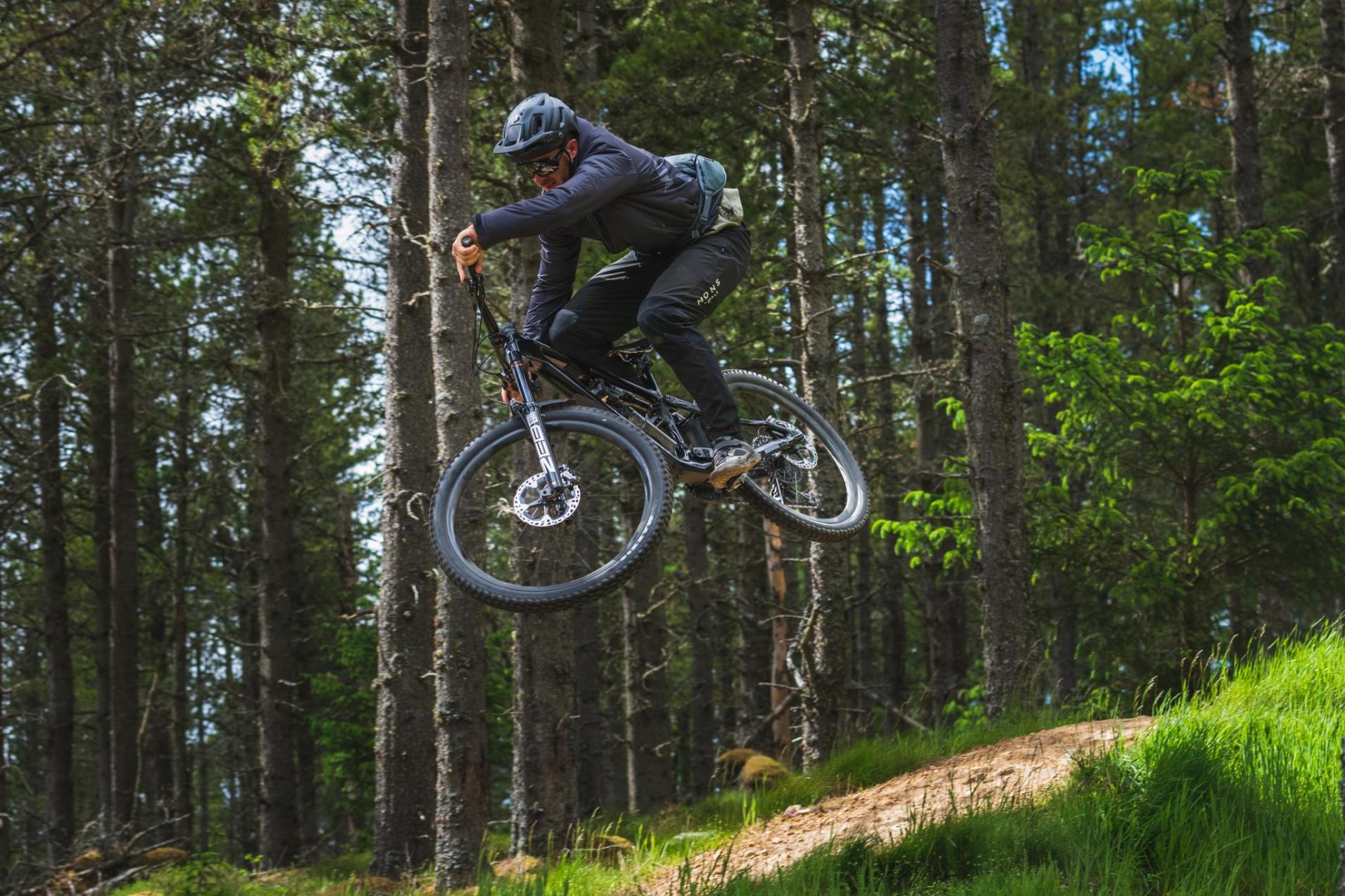 Boční pohled rámu