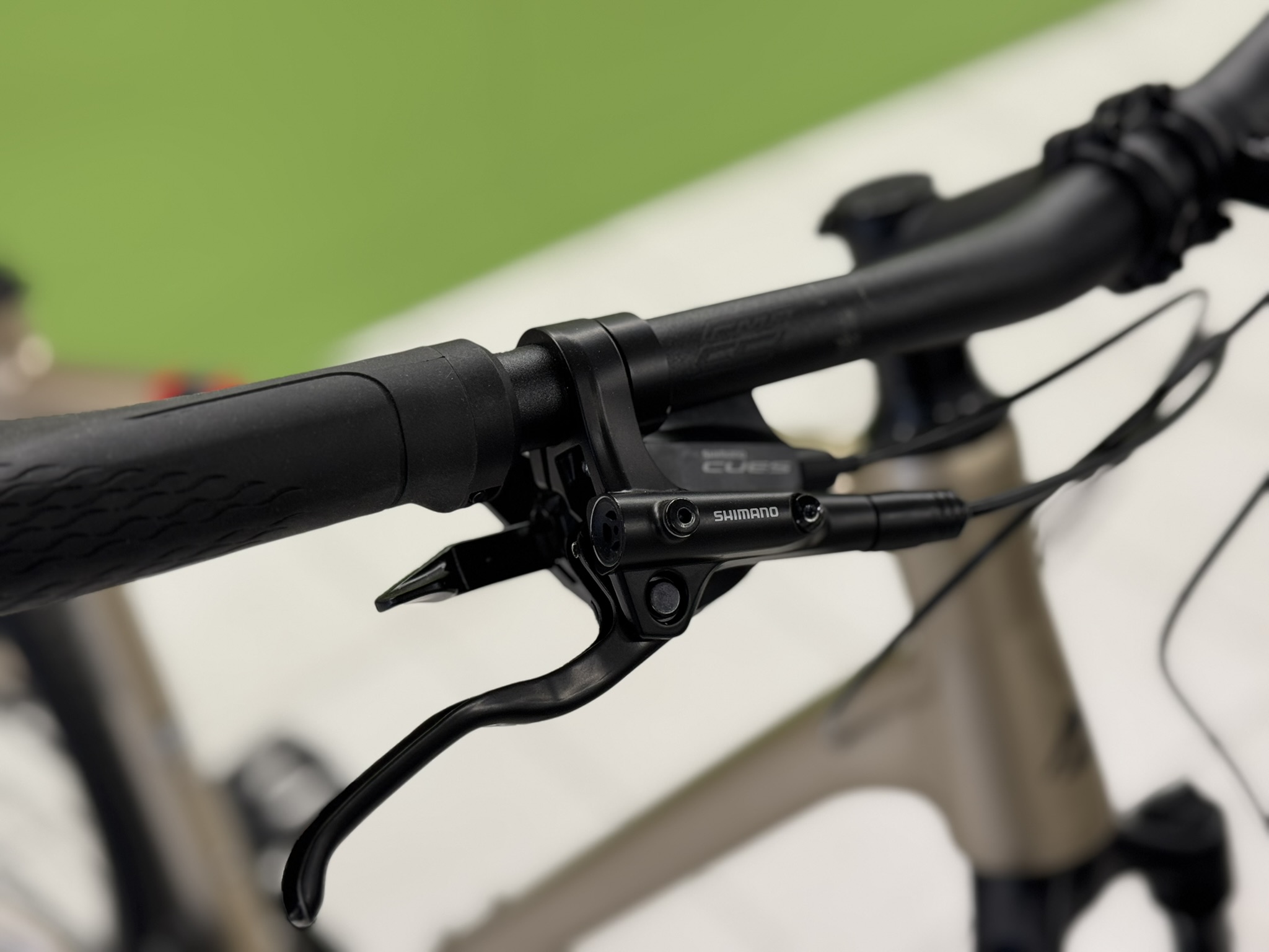 Detail hlavové trubky