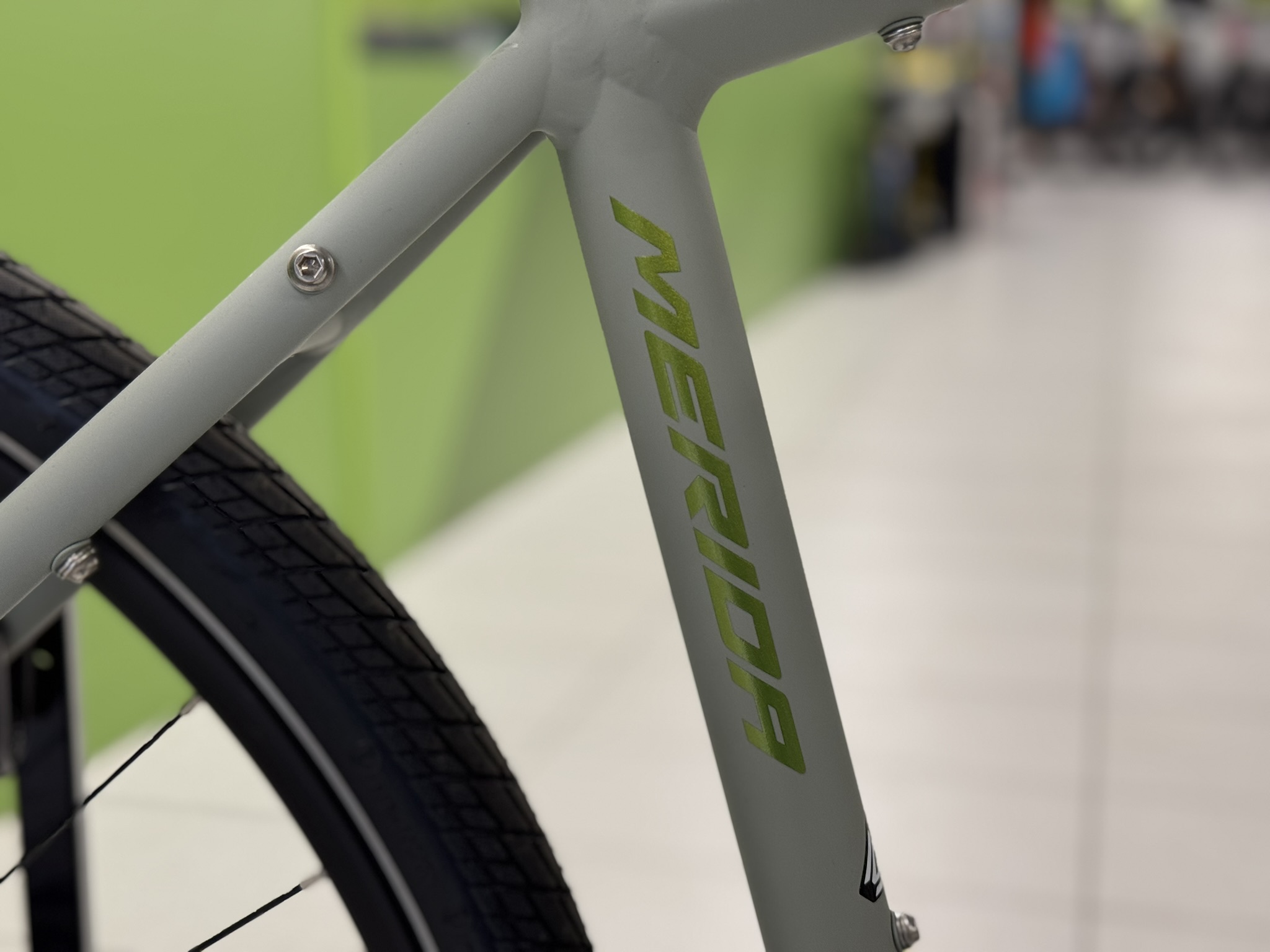 Detail hlavové trubky