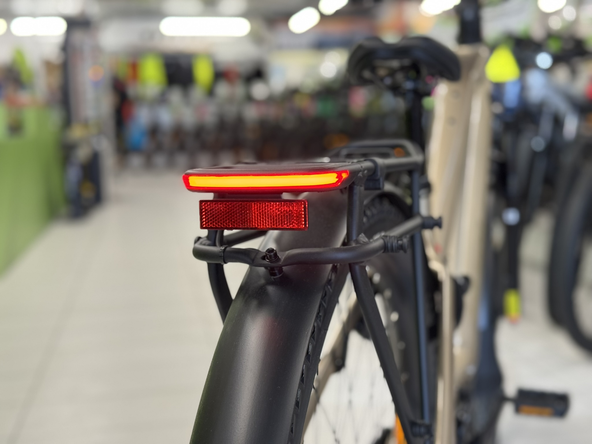 Detail hlavové trubky