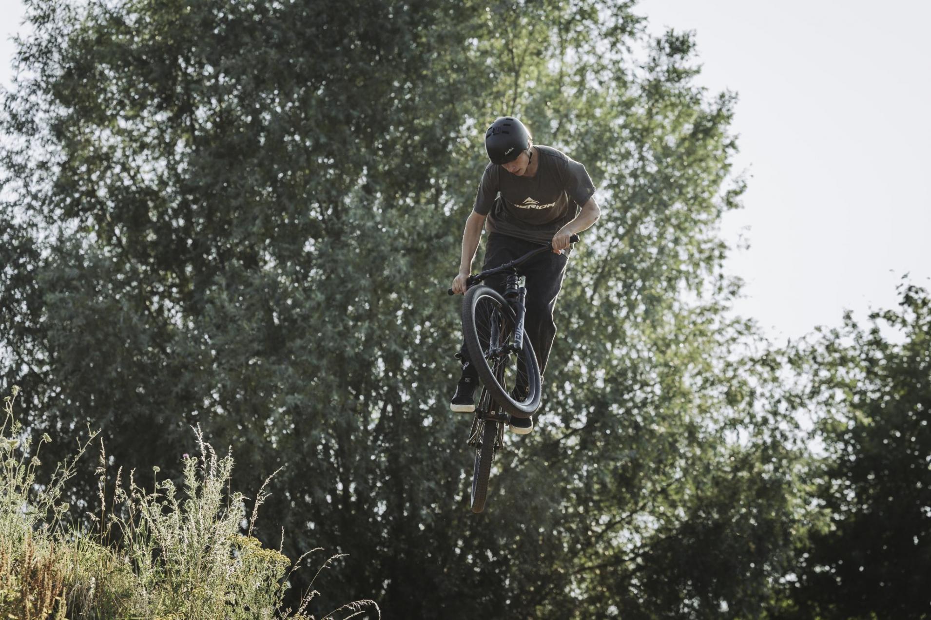 MERIDA BIG.NINE 20 celkový pohled