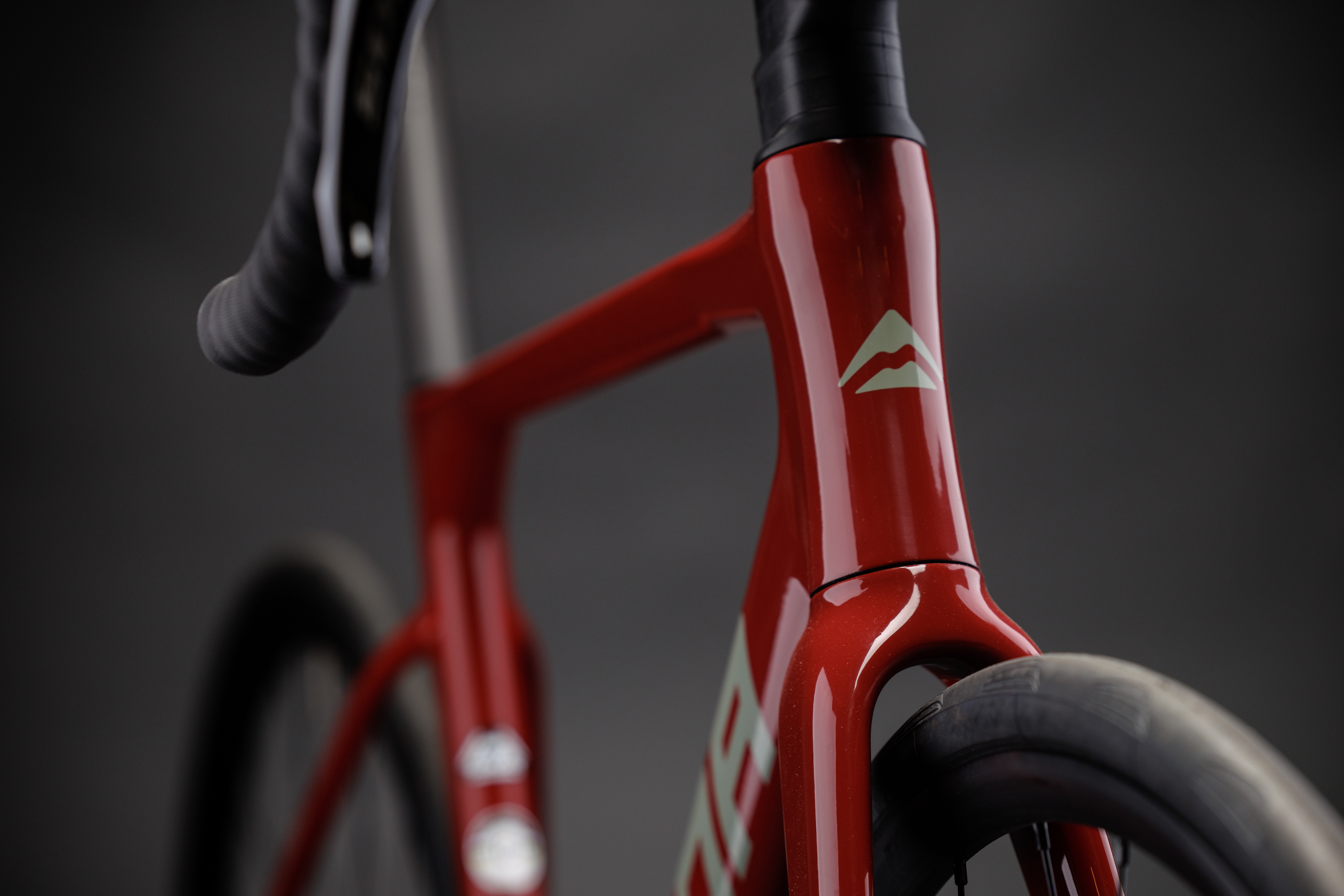 Detail hlavové trubky