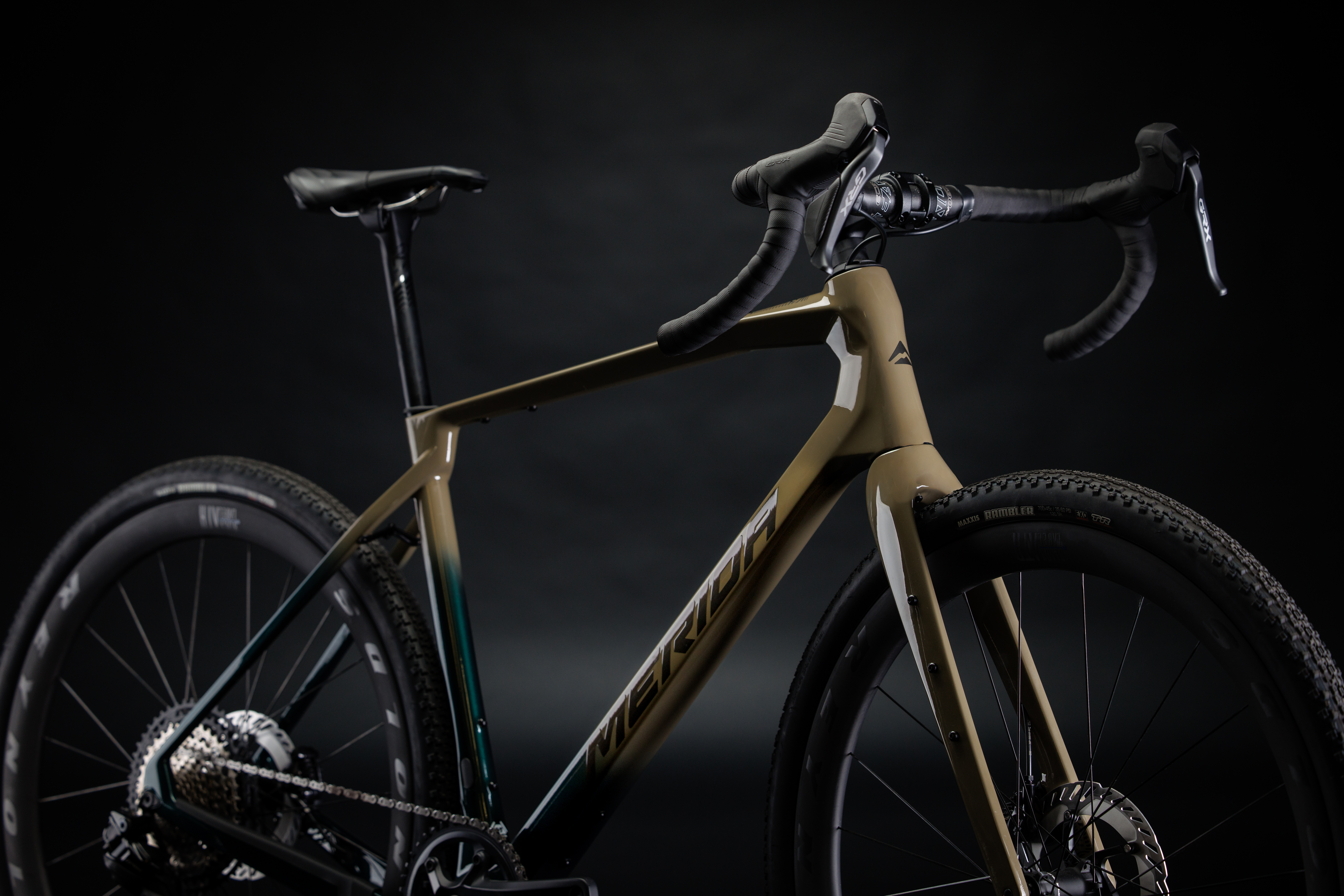 Detail hlavové trubky